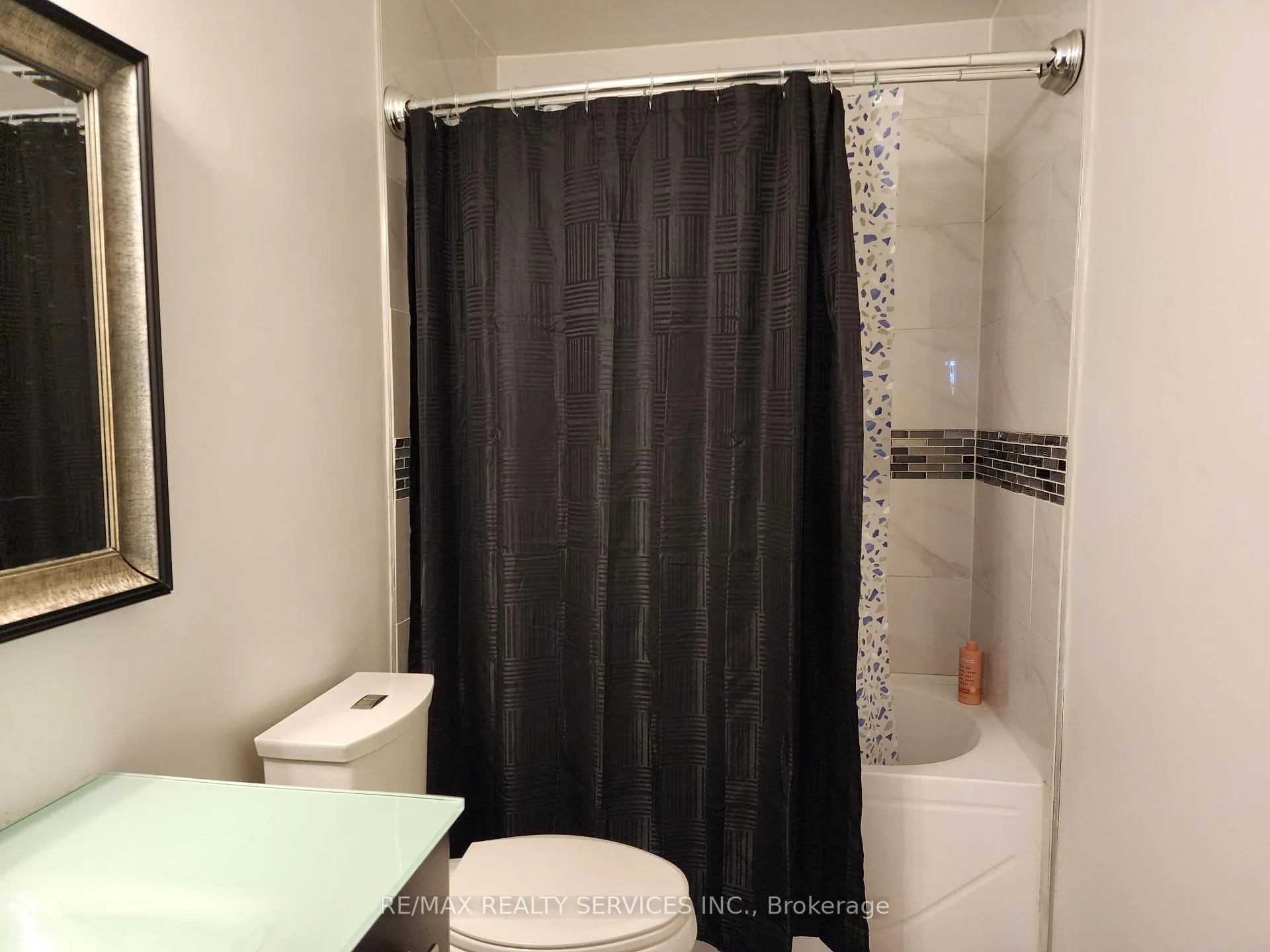 Photo 23 of 140 Wright Crescent, Ajax, Central — HOMEH