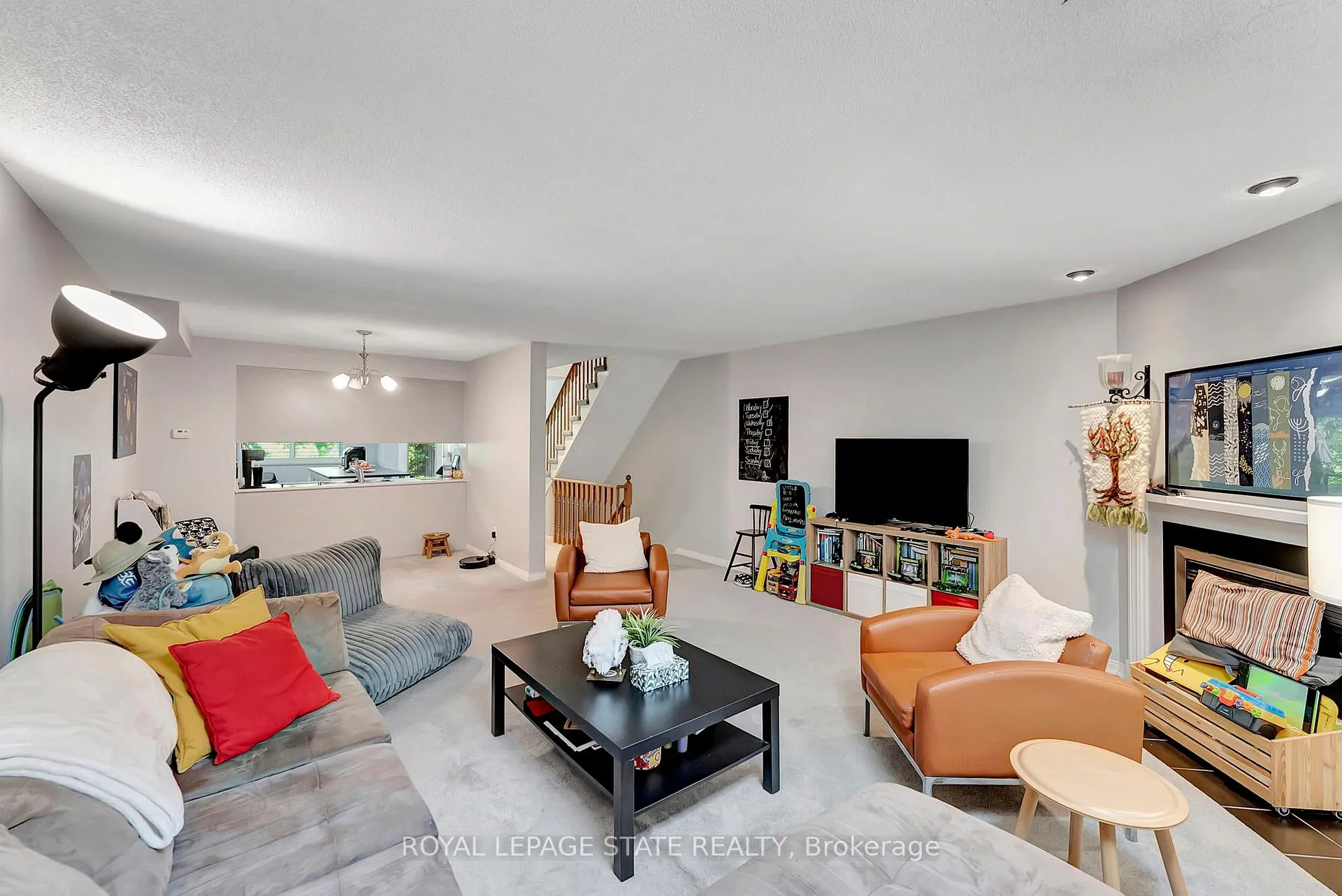 Photo 7 of Unit 34, 26 Moss Boulevard, Hamilton, Dundas — HOMEH