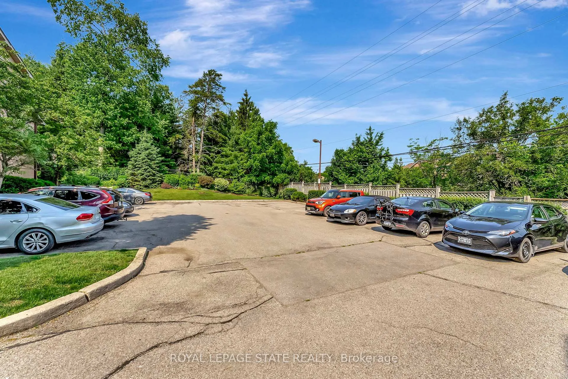 Photo 31 of Unit 34, 26 Moss Boulevard, Hamilton, Dundas — HOMEH