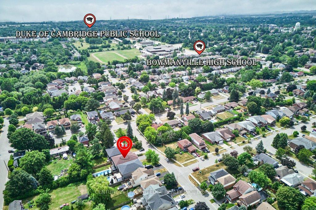 Photo 9 of 4 Mann Street, Clarington, Bowmanville — HOMEH
