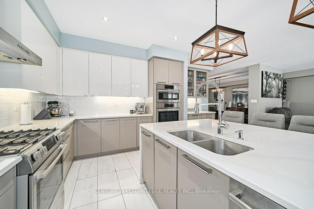 Photo 28 of 4 Mann Street, Clarington, Bowmanville — HOMEH