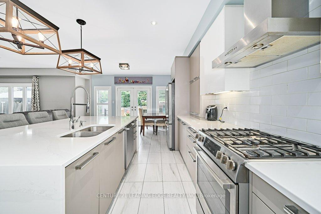 Photo 29 of 4 Mann Street, Clarington, Bowmanville — HOMEH