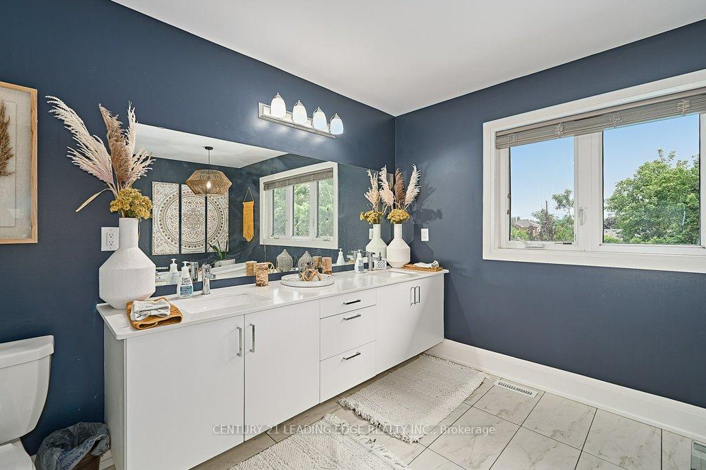 Photo 45 of 4 Mann Street, Clarington, Bowmanville — HOMEH