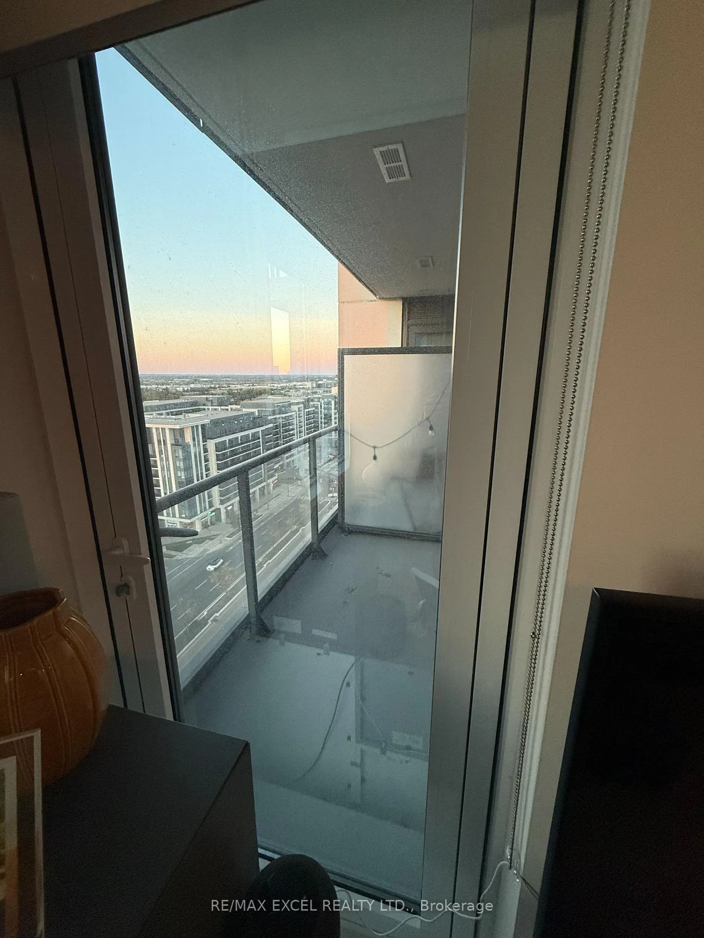 Photo 6 of Unit 1715, 38 Gandhi Lane, Markham, Commerce Valley — HOMEH
