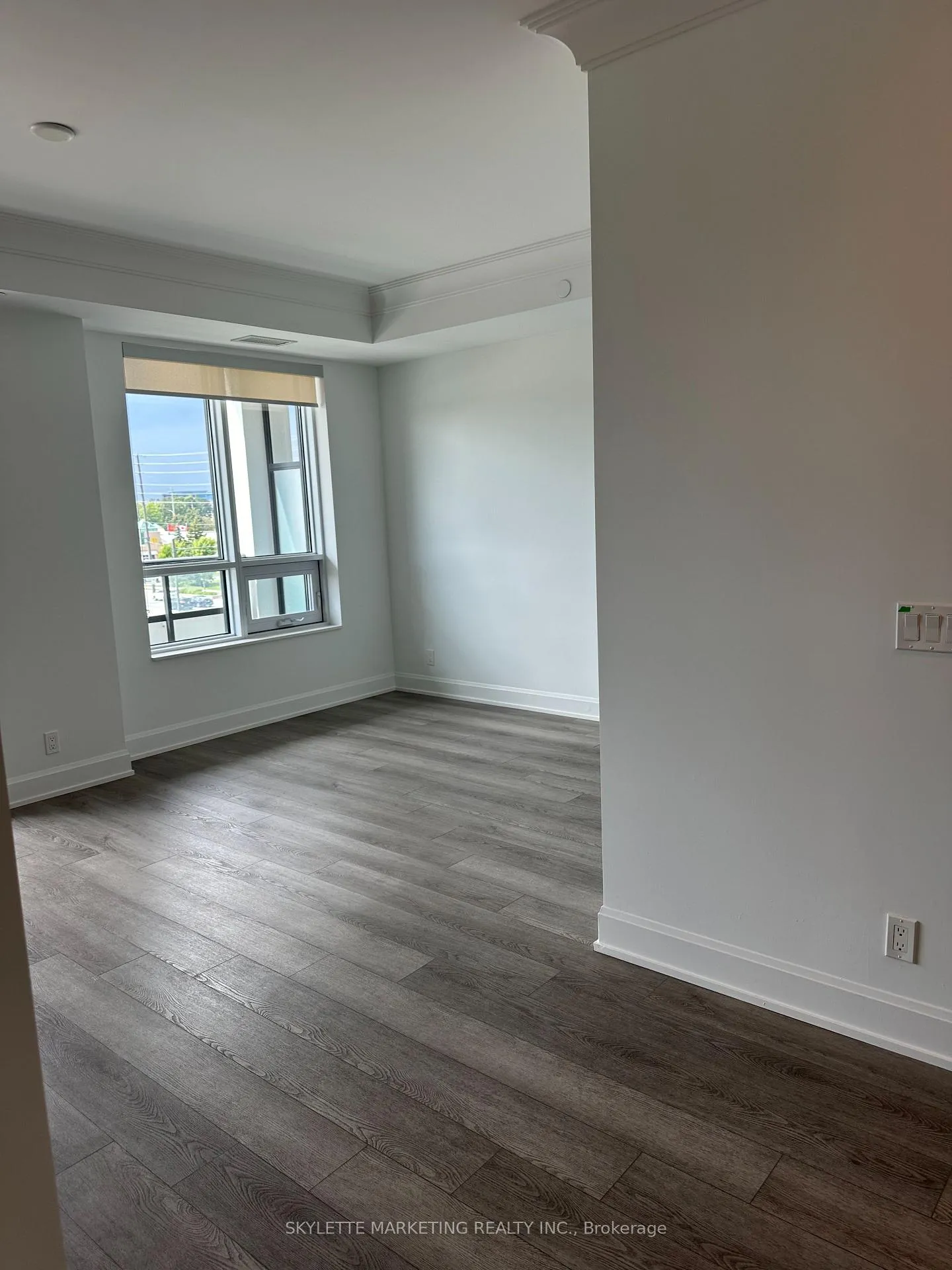 Photo 12 of Unit 505, 38 water walk dr, Markham, Unionville — HOMEH