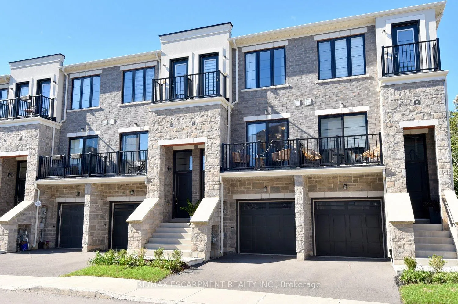 Photo 1 of Unit 5, 383 Dundas Street E, Hamilton, Waterdown — HOMEH