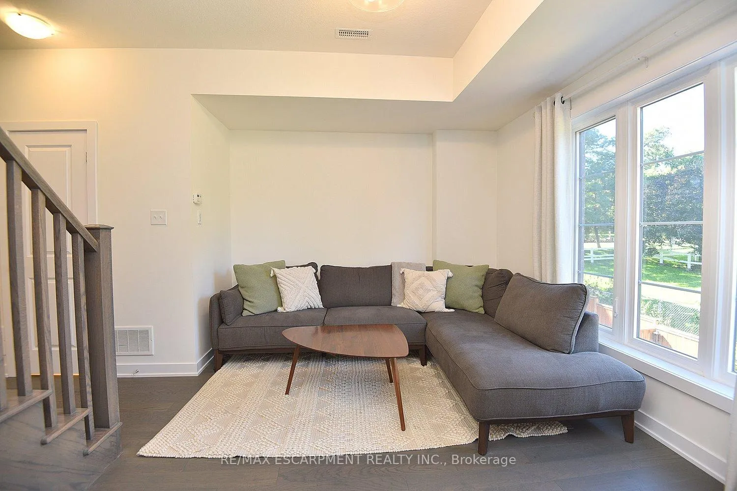 Photo 6 of Unit 5, 383 Dundas Street E, Hamilton, Waterdown — HOMEH