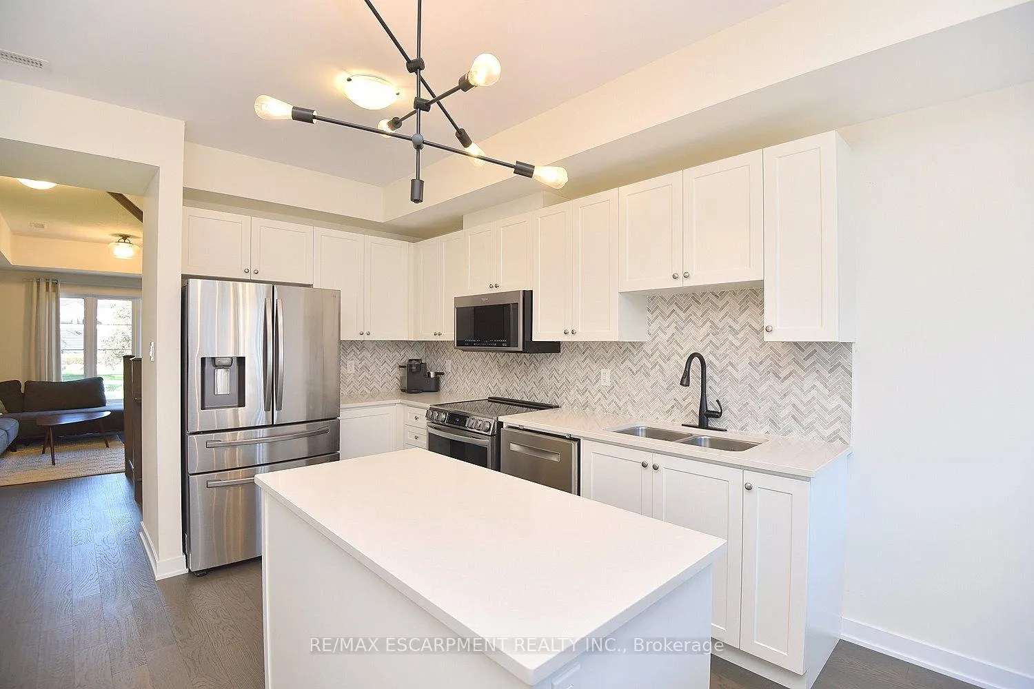 Photo 8 of Unit 5, 383 Dundas Street E, Hamilton, Waterdown — HOMEH