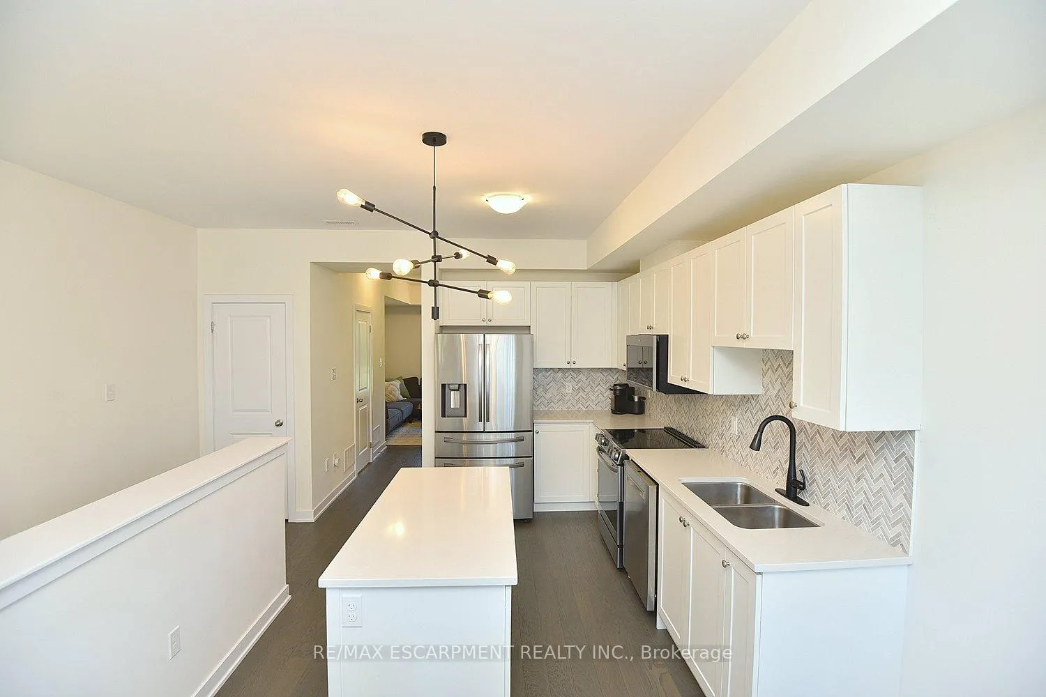 Photo 10 of Unit 5, 383 Dundas Street E, Hamilton, Waterdown — HOMEH