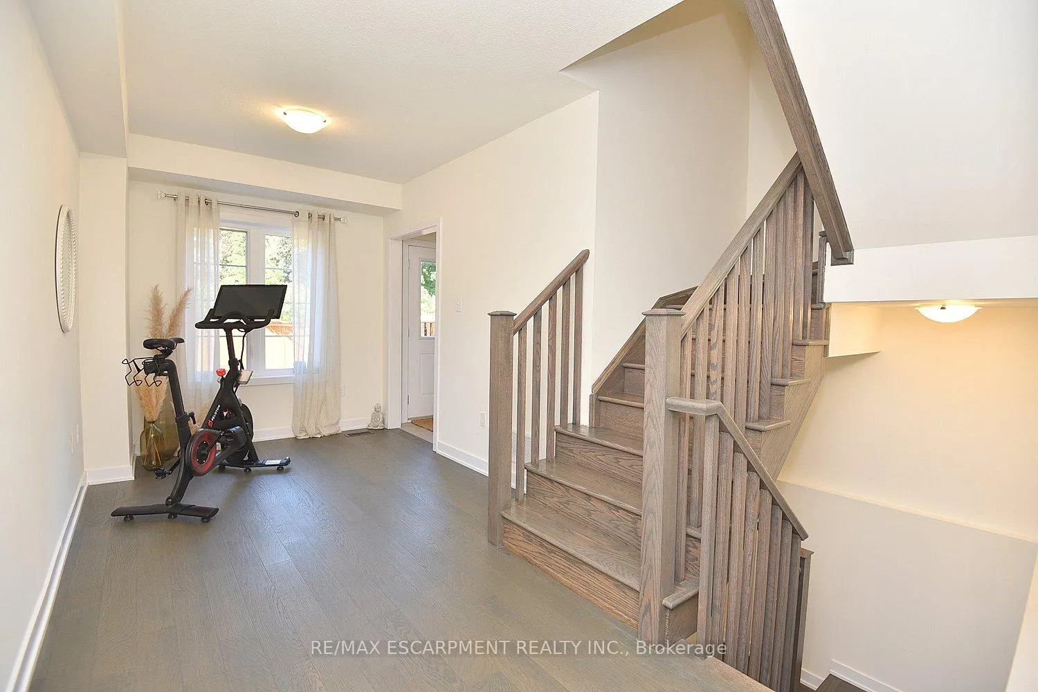 Photo 17 of Unit 5, 383 Dundas Street E, Hamilton, Waterdown — HOMEH