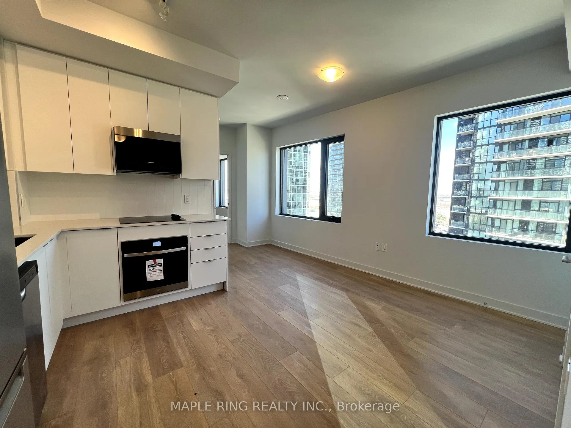 Photo 1 of Unit 1206, 2920 Highway 7 Road, Vaughan, Concord — HOMEH