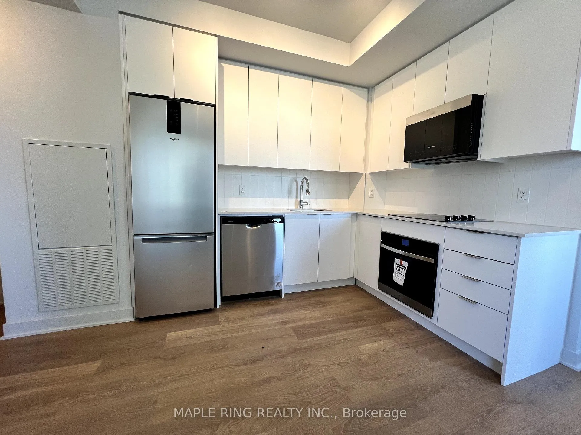 Photo 2 of Unit 1206, 2920 Highway 7 Road, Vaughan, Concord — HOMEH