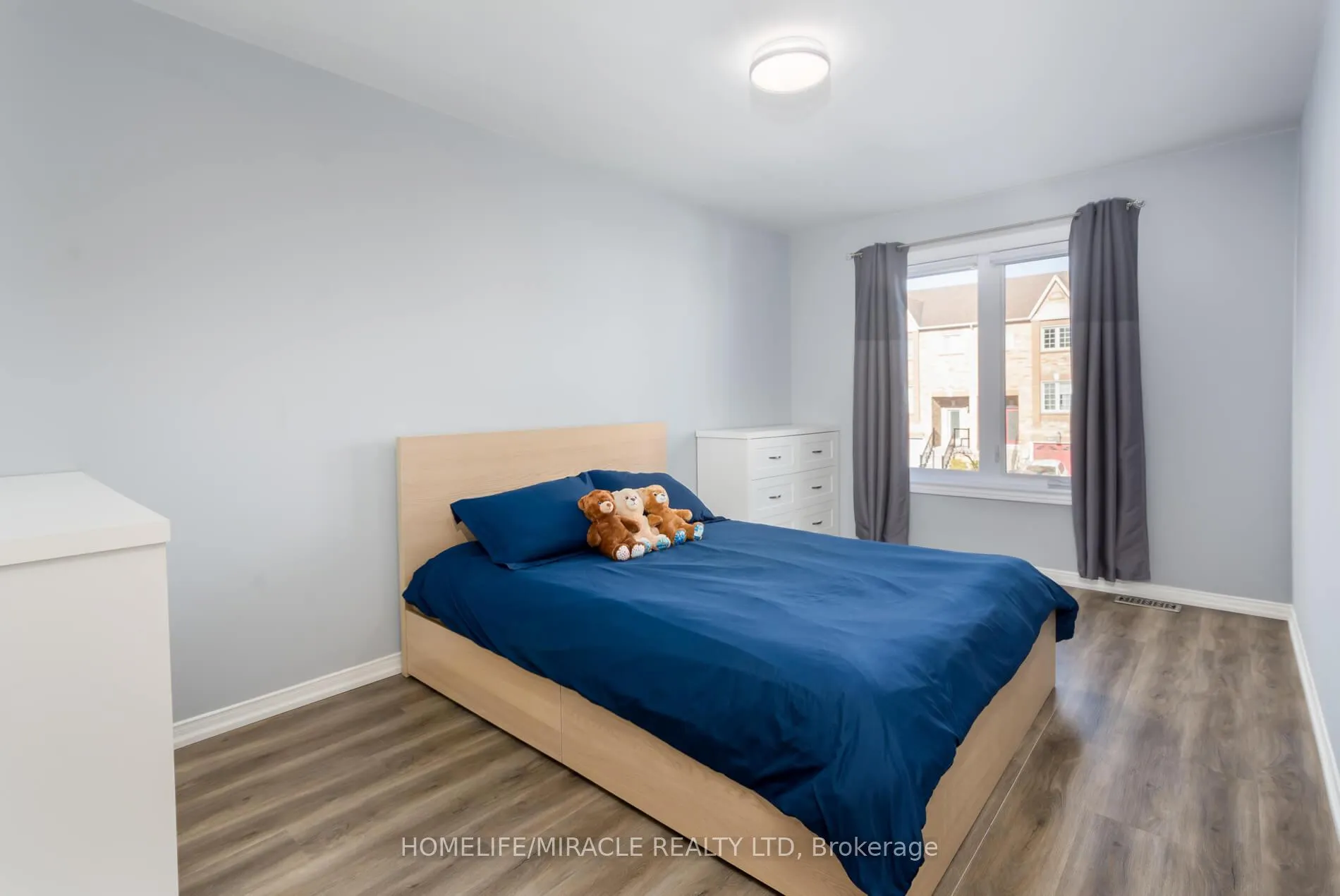 Photo 23 of 220 Kelso Crescent, Vaughan, Maple — HOMEH