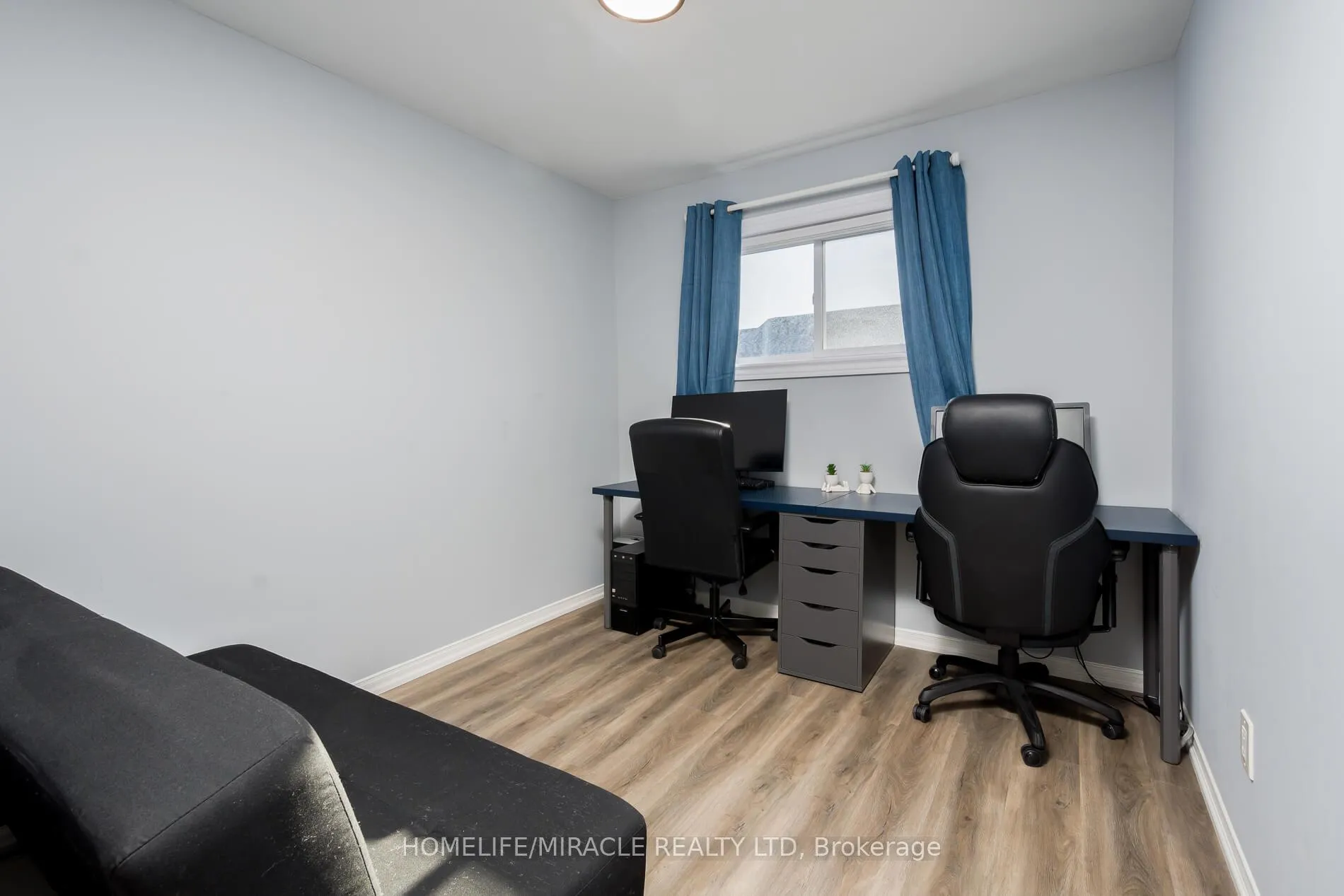 Photo 28 of 220 Kelso Crescent, Vaughan, Maple — HOMEH