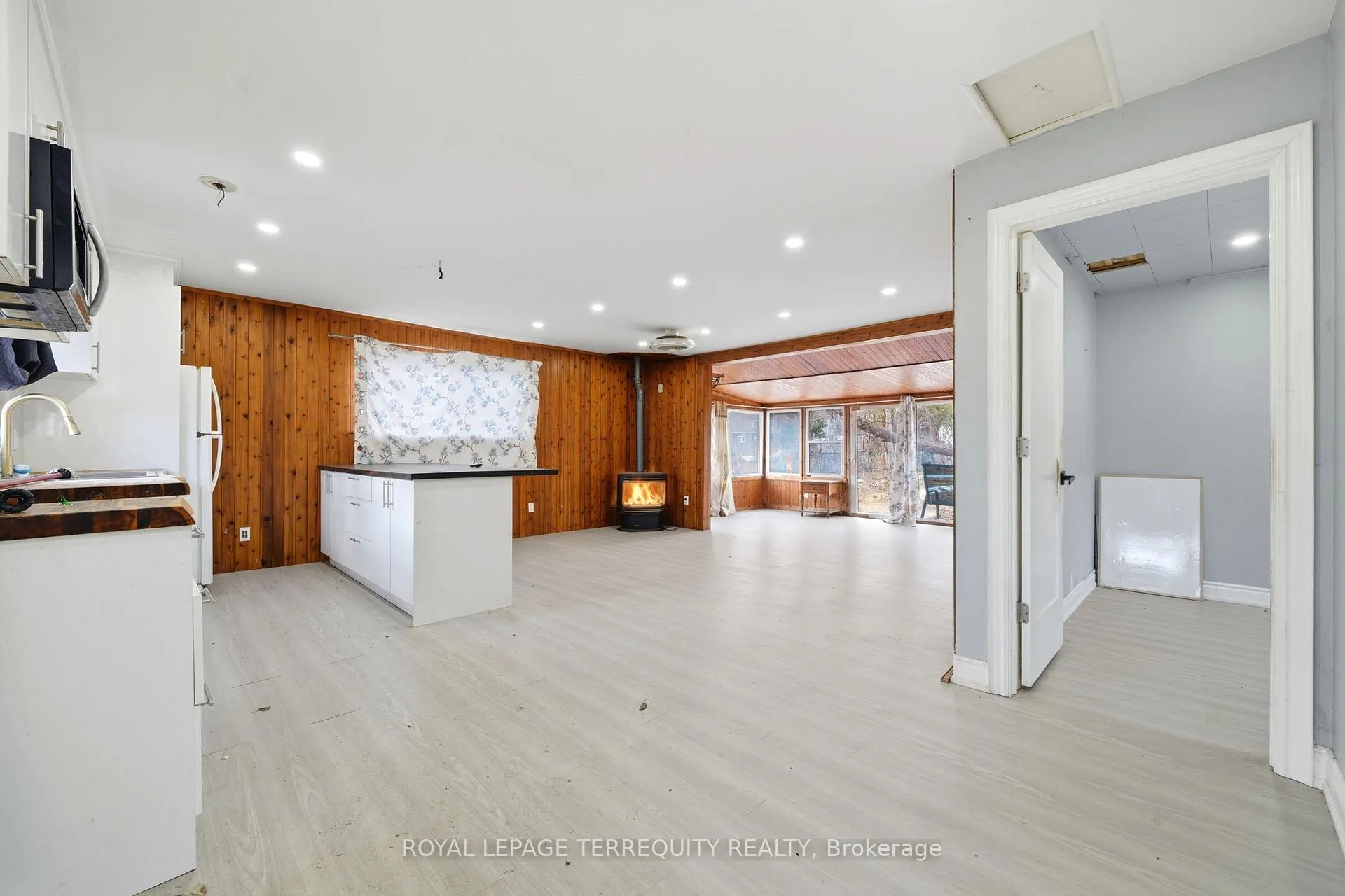 Photo 8 of 2038 St Johns Road, Innisfil, Alcona — HOMEH