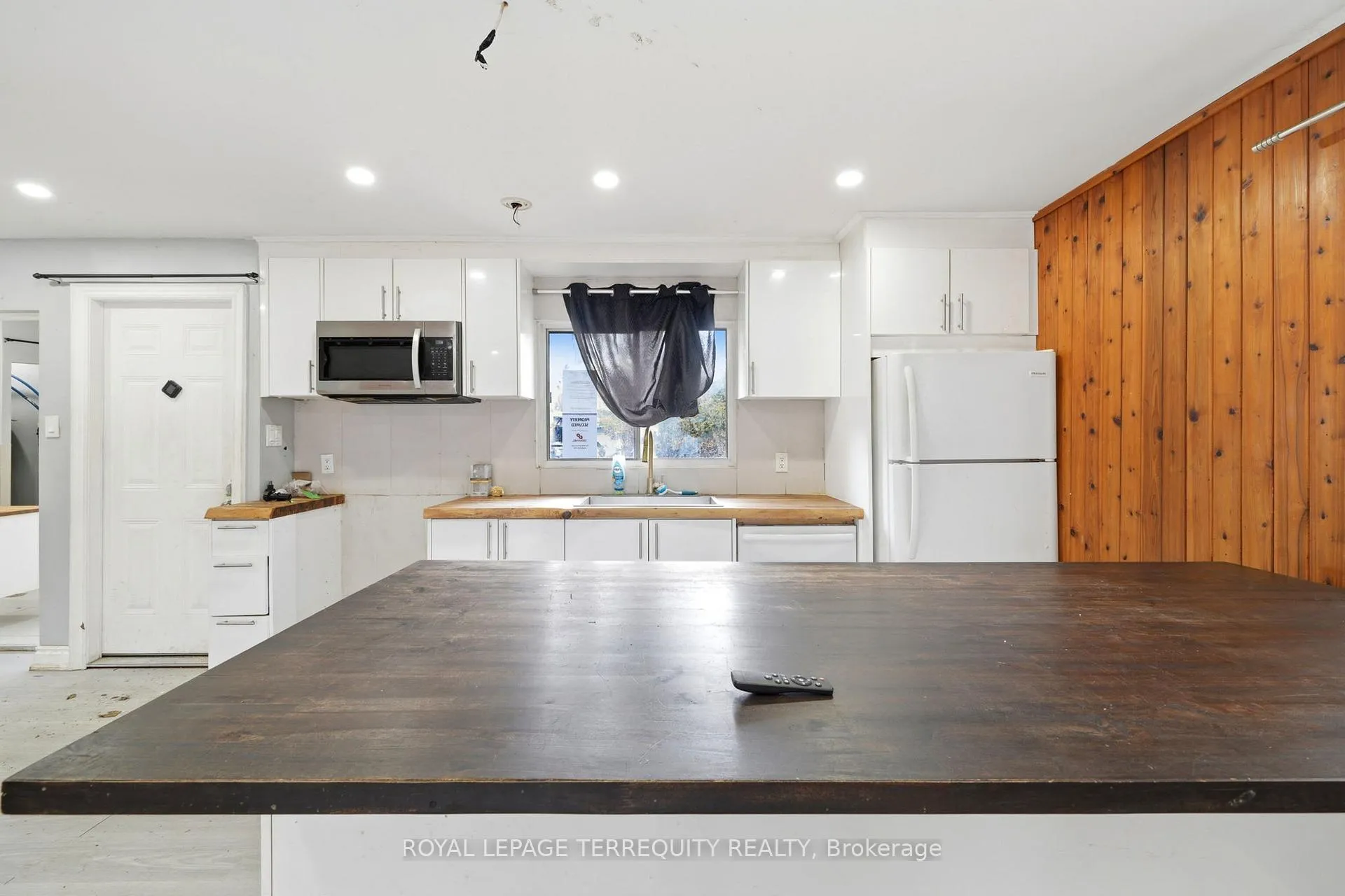 Photo 12 of 2038 St Johns Road, Innisfil, Alcona — HOMEH