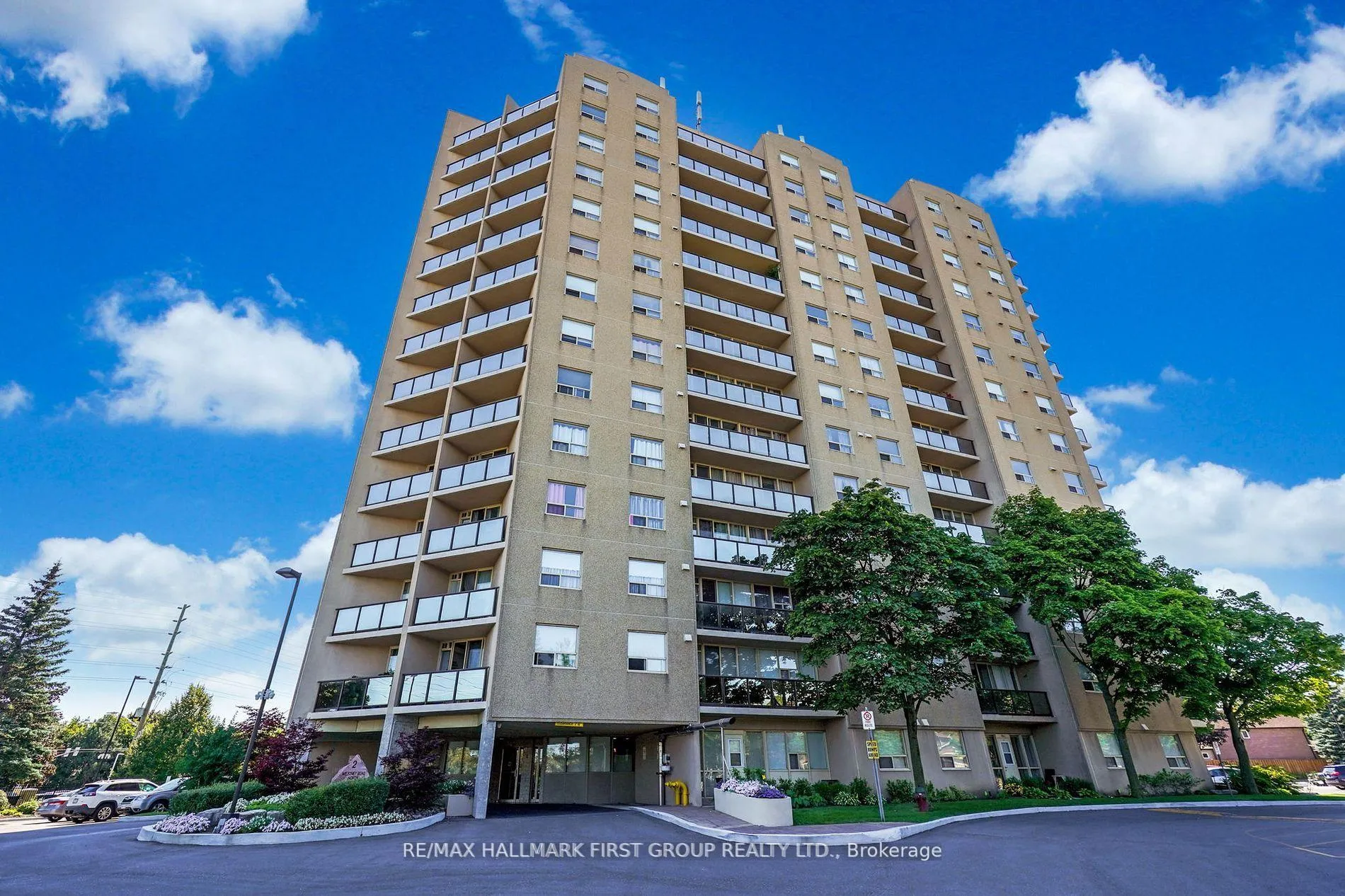 Photo 2 of Unit 611, 2 Westney Road N, Ajax, Central West — HOMEH
