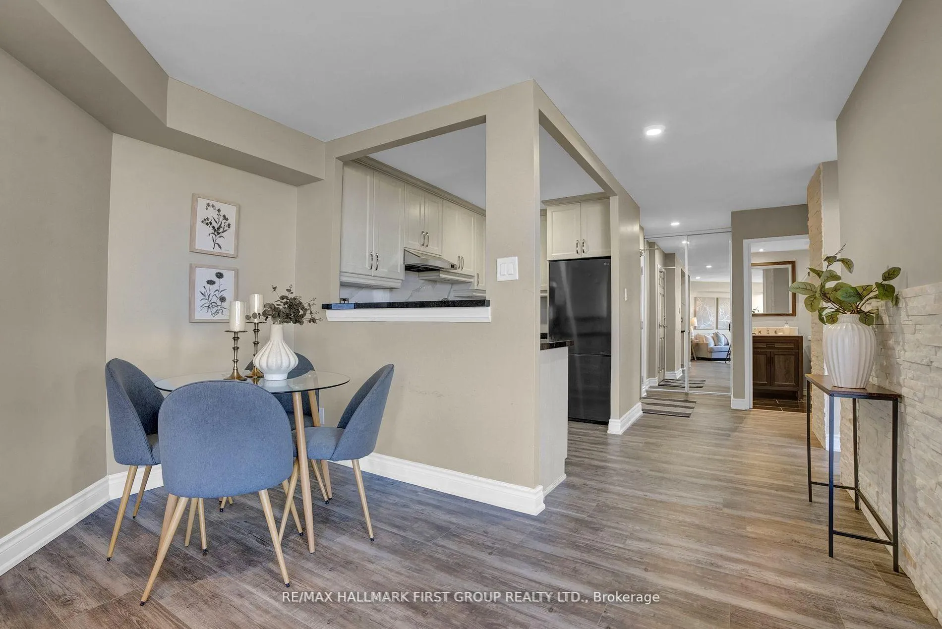 Photo 16 of Unit 611, 2 Westney Road N, Ajax, Central West — HOMEH