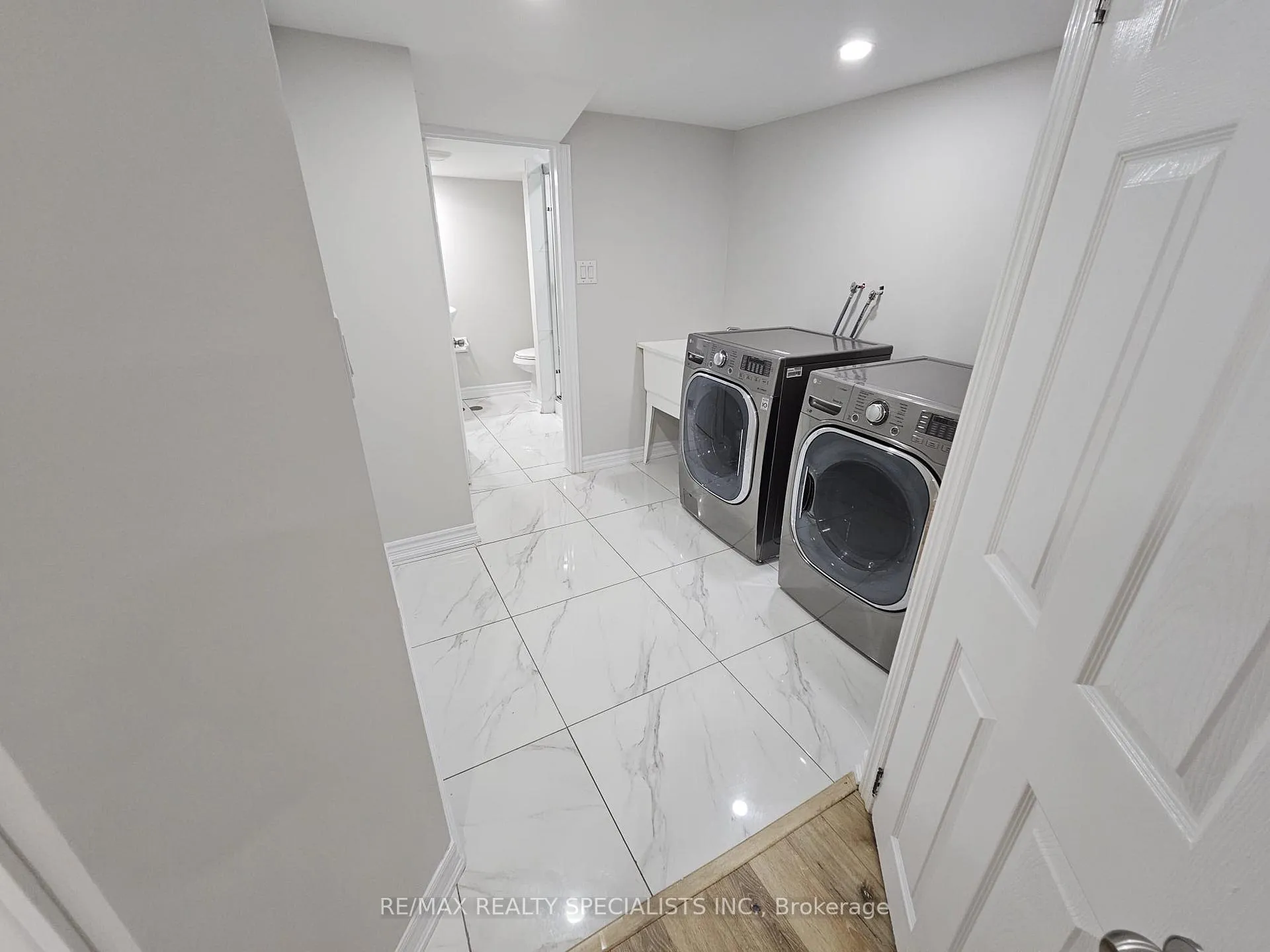 Photo 16 of 101 Abigail Crescent, Caledon, Rural Caledon — HOMEH