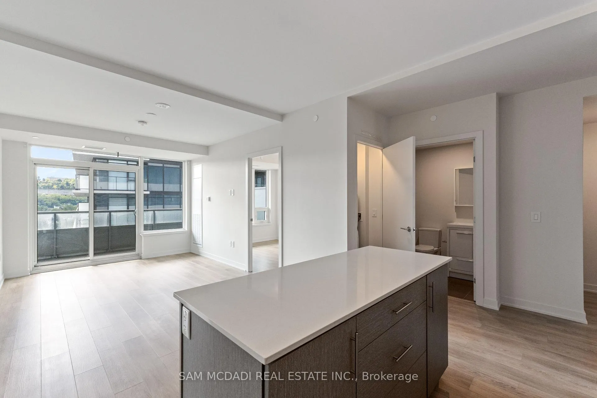 Photo 11 of Unit 1305, 212 King William Street, Hamilton, Beasley — HOMEH
