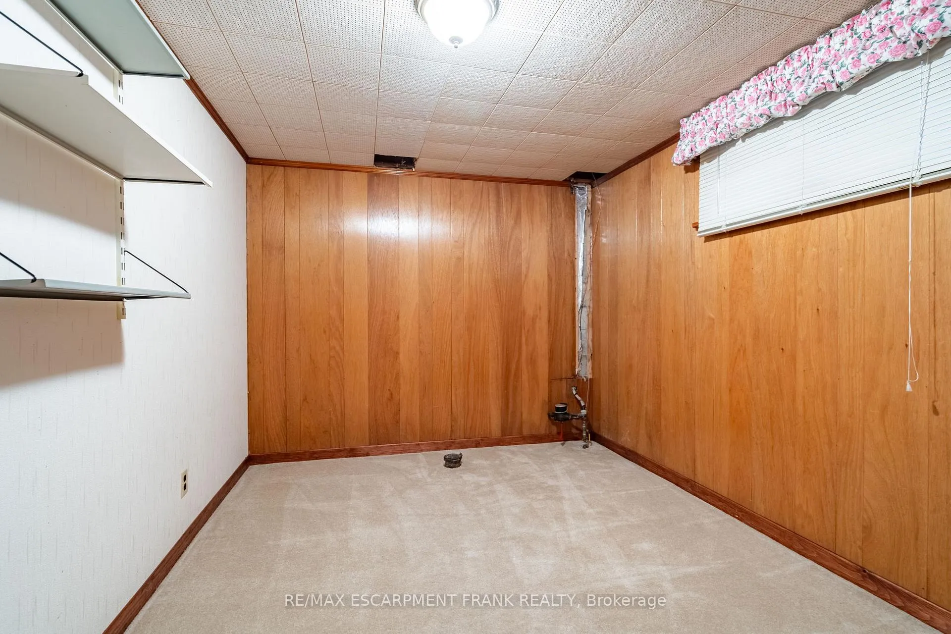Photo 25 of 1053 Fennell Avenue E, Hamilton, Hampton Heights — HOMEH