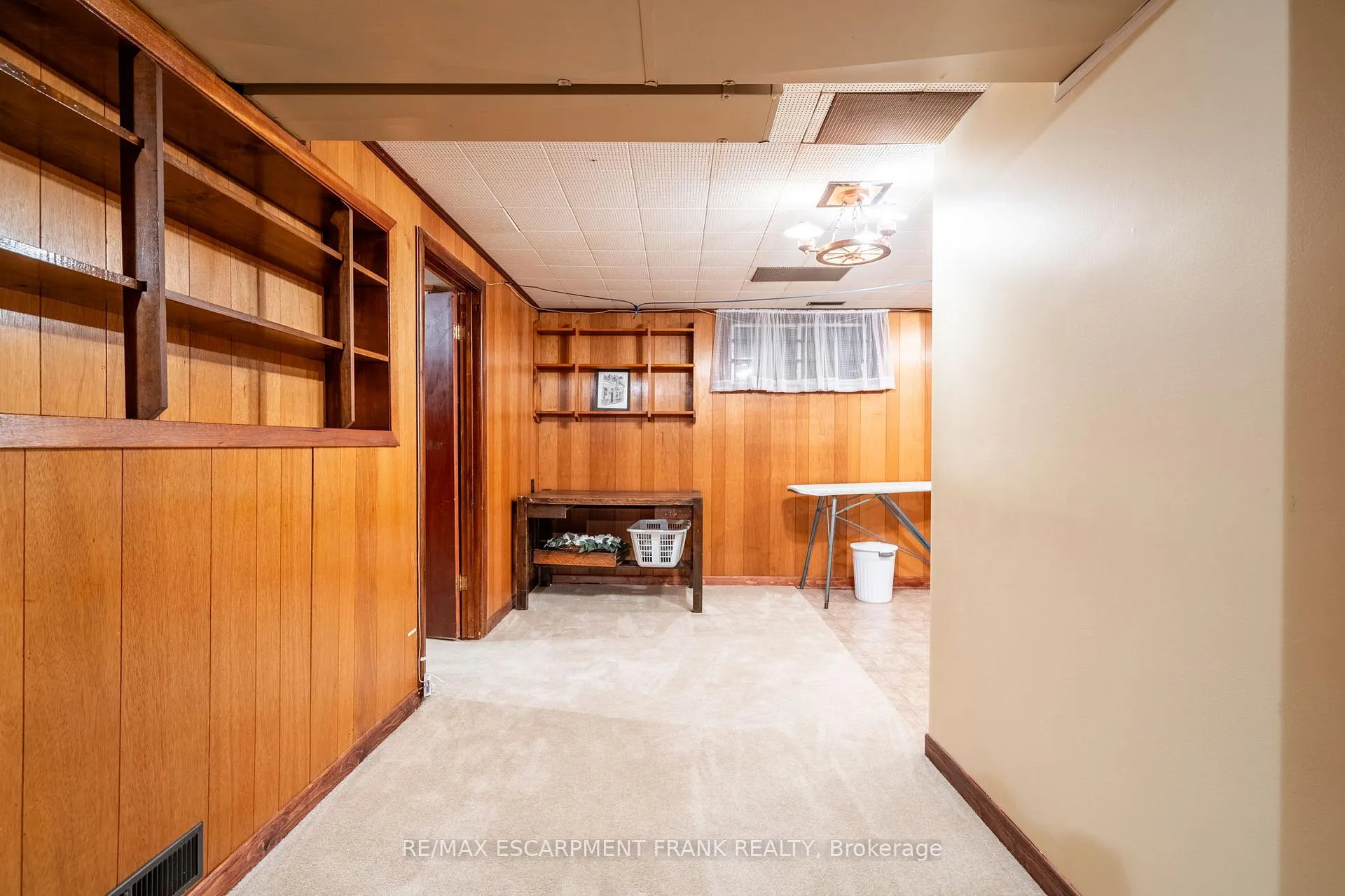 Photo 27 of 1053 Fennell Avenue E, Hamilton, Hampton Heights — HOMEH