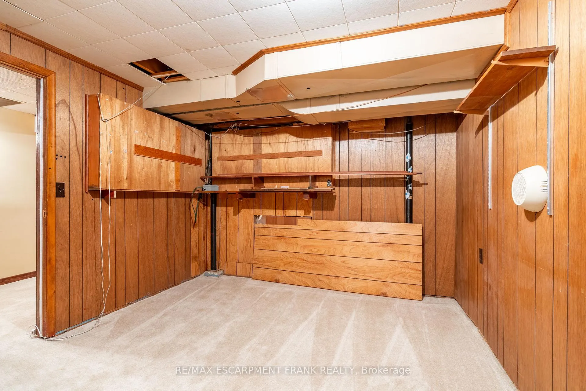 Photo 32 of 1053 Fennell Avenue E, Hamilton, Hampton Heights — HOMEH
