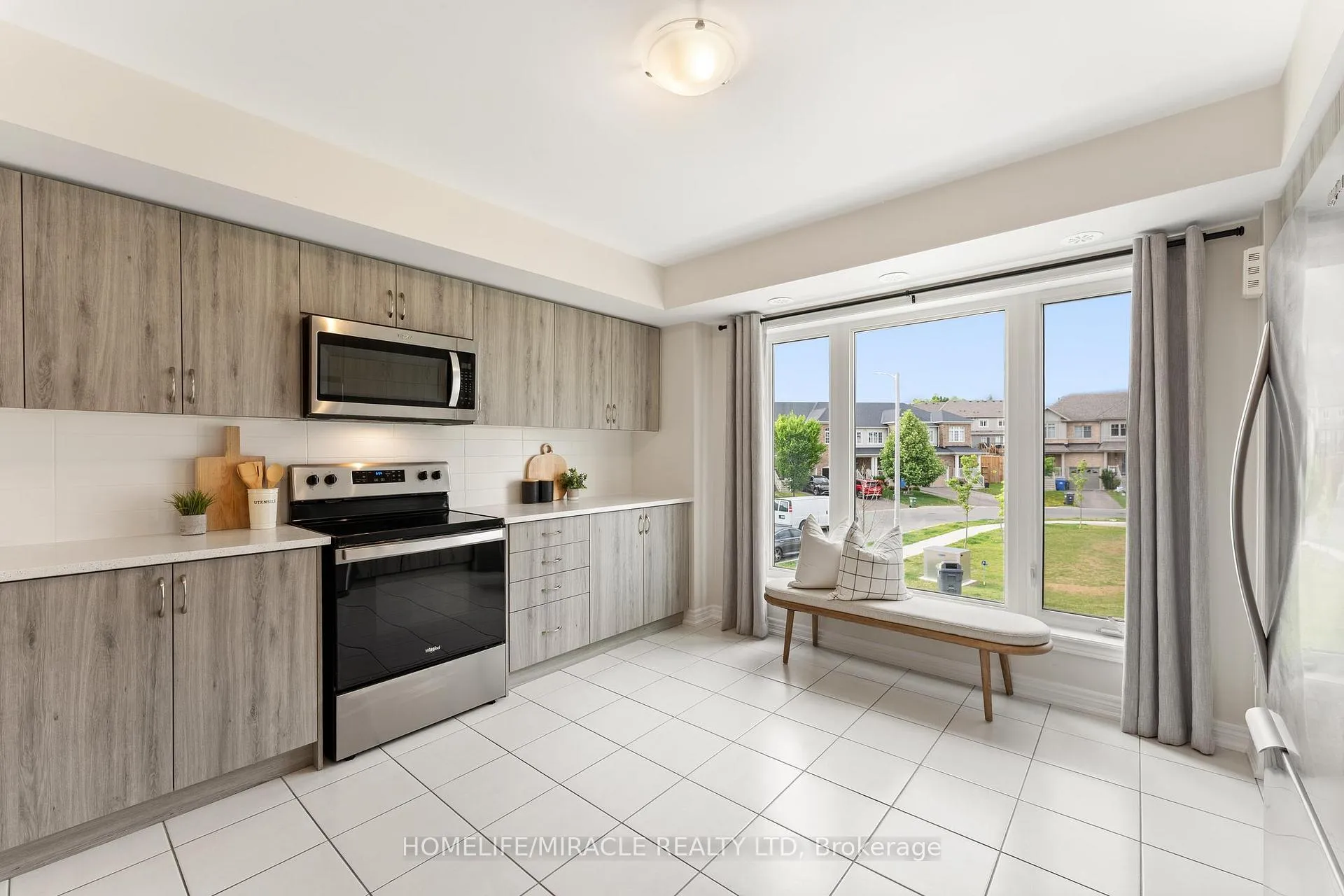 Photo 15 of 295 Law Drive, Guelph, Grange Road — HOMEH