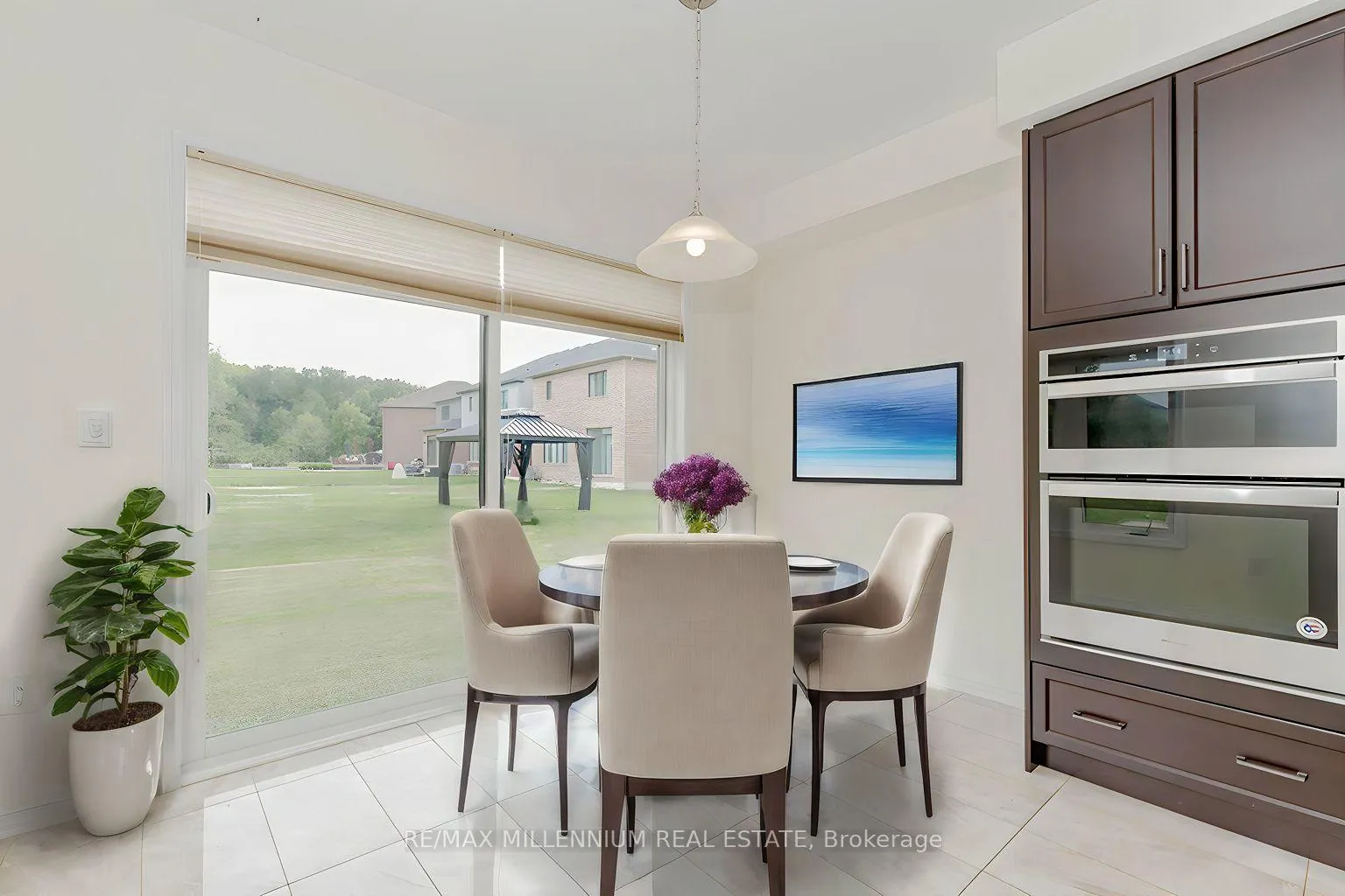 Photo 8 of 259 Bedrock Drive, Hamilton, Stoney Creek Mountain — HOMEH