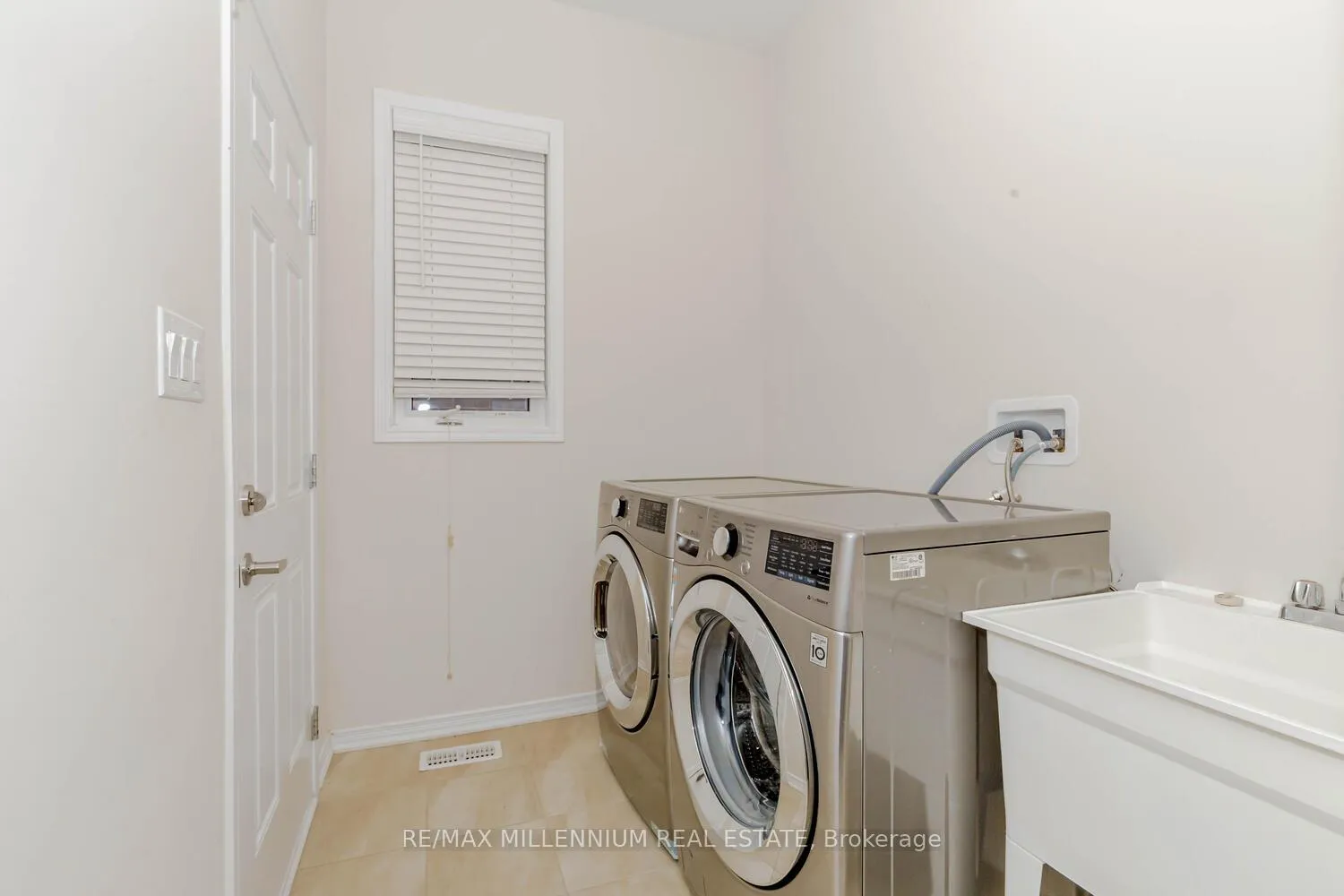 Photo 17 of 259 Bedrock Drive, Hamilton, Stoney Creek Mountain — HOMEH