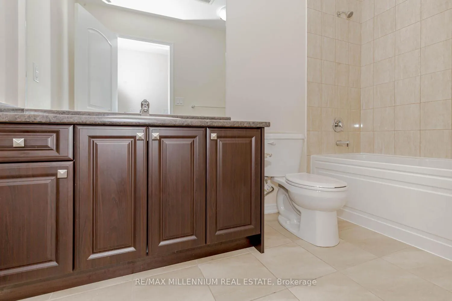 Photo 24 of 259 Bedrock Drive, Hamilton, Stoney Creek Mountain — HOMEH