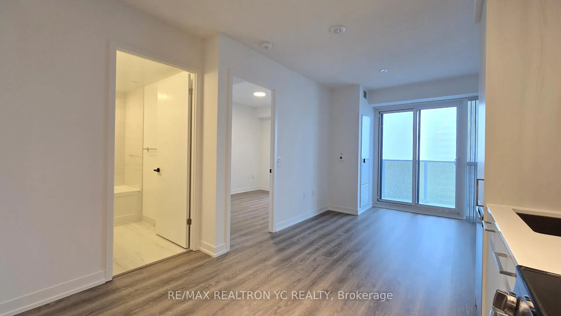 Photo 2 of Unit 3516, 195 Commerce Street, Vaughan, Vaughan Corporate Centre — HOMEH