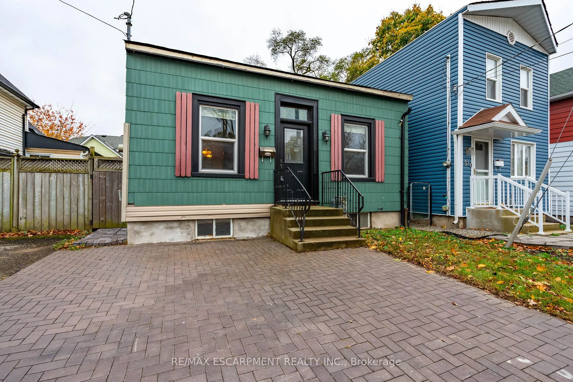 Photo 2 of 49 Jones Street, Hamilton, Strathcona — HOMEH