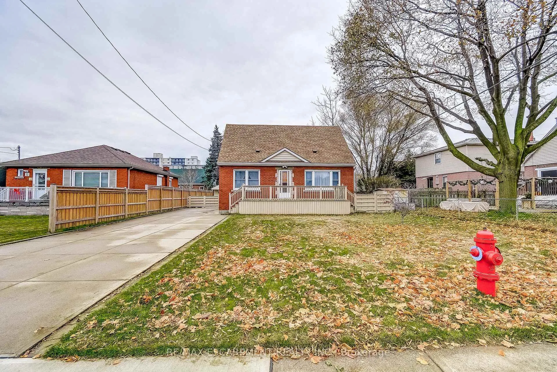 Photo 2 of 8 Bromley Road, Hamilton, Hill Park — HOMEH