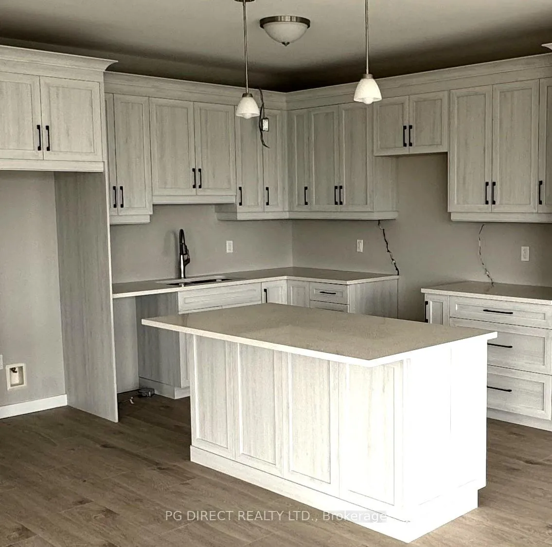 Photo 11 of Unit 501, 150 Edward Street S, Cornwall — HOMEH