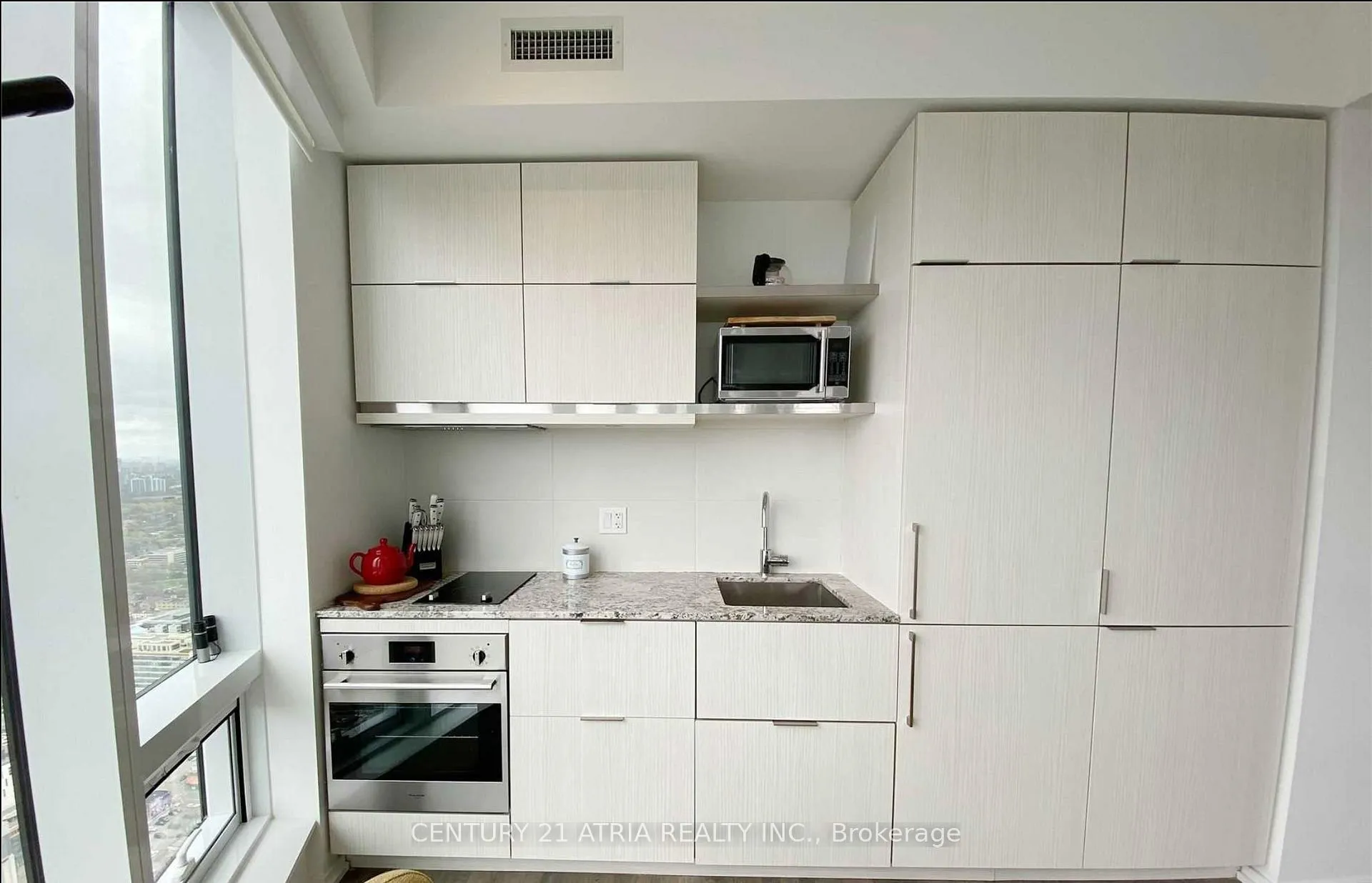 Photo 5 of Unit 5512, 197 Yonge Street, Toronto, Church-Yonge Corridor — HOMEH