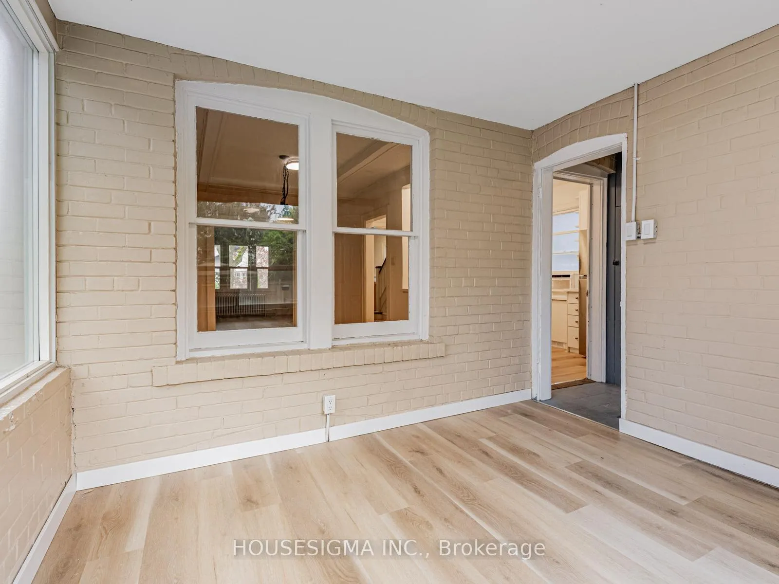 Photo 19 of 110 Duplex Avenue, Toronto, Yonge-Eglinton — HOMEH