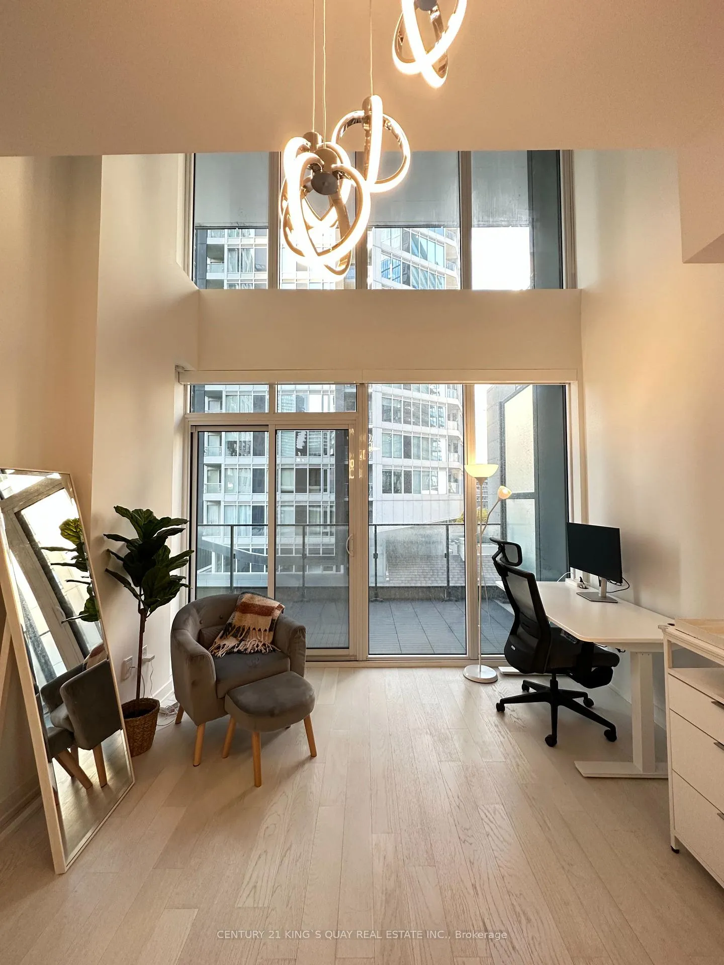 Photo 1 of Unit 719, 77 Shuter Street, Toronto, Church-Yonge Corridor — HOMEH