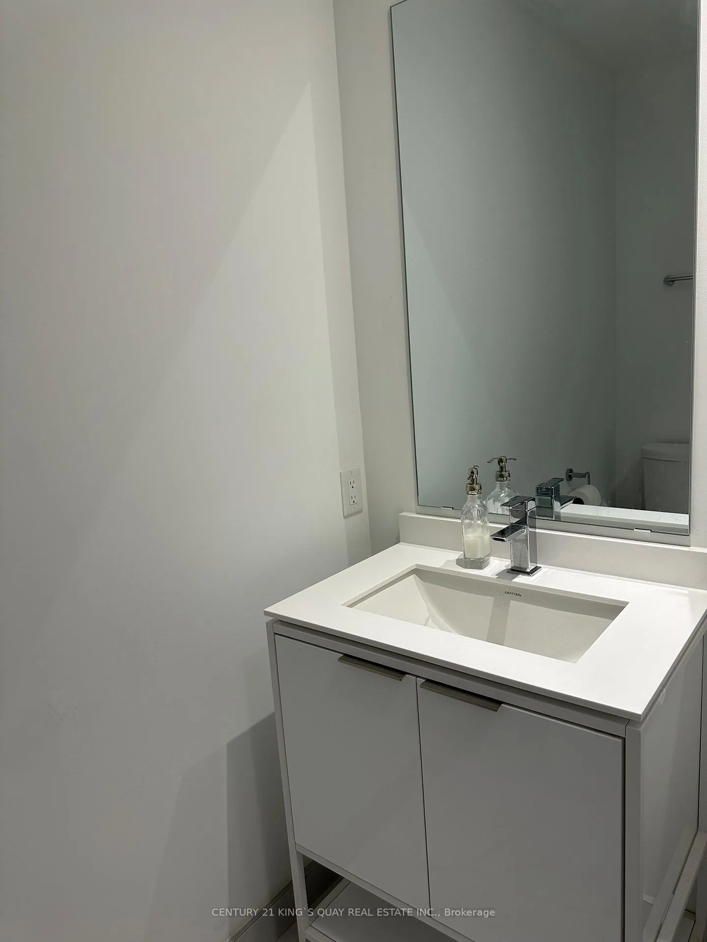 Photo 4 of Unit 719, 77 Shuter Street, Toronto, Church-Yonge Corridor — HOMEH