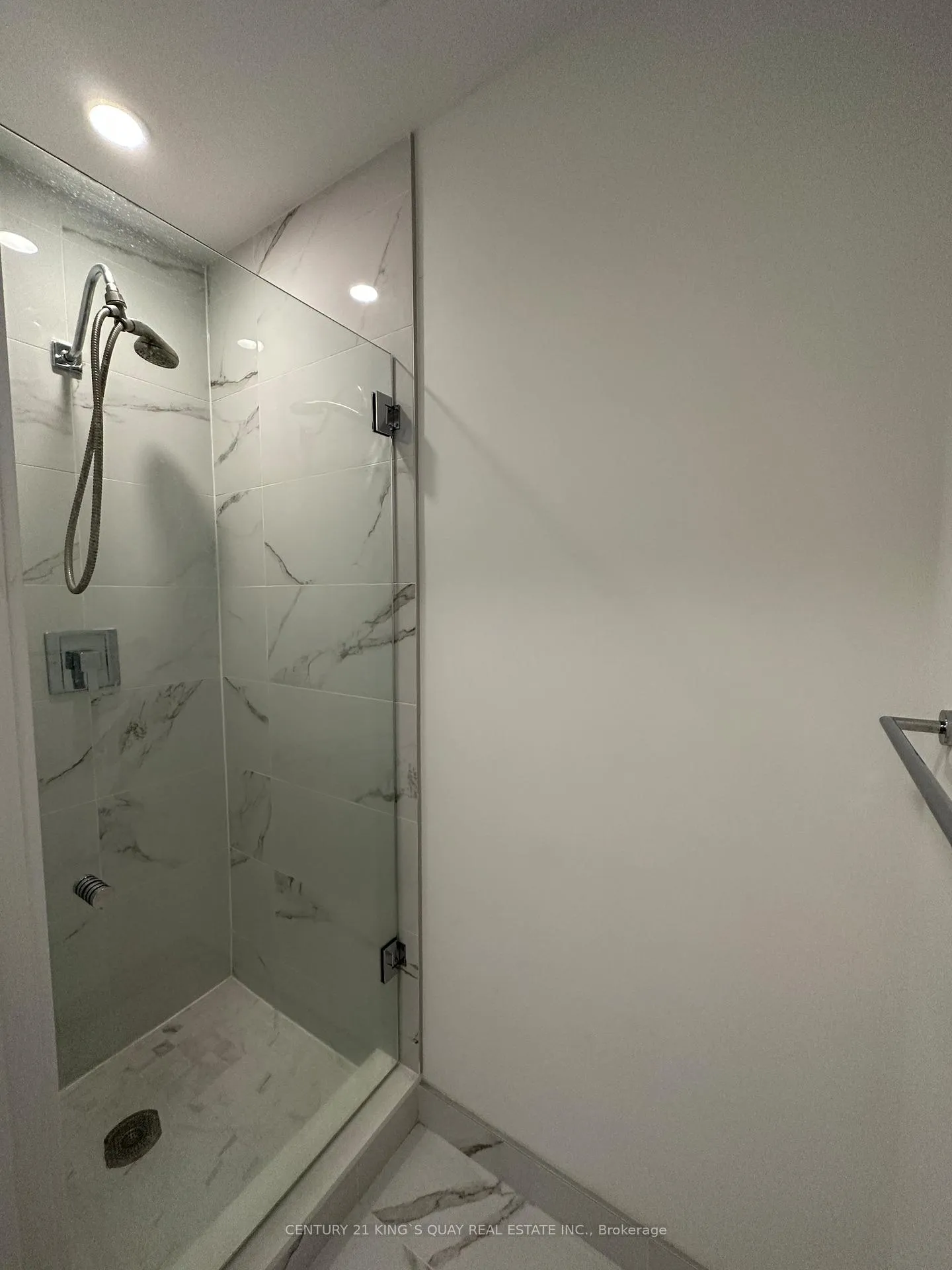 Photo 6 of Unit 719, 77 Shuter Street, Toronto, Church-Yonge Corridor — HOMEH
