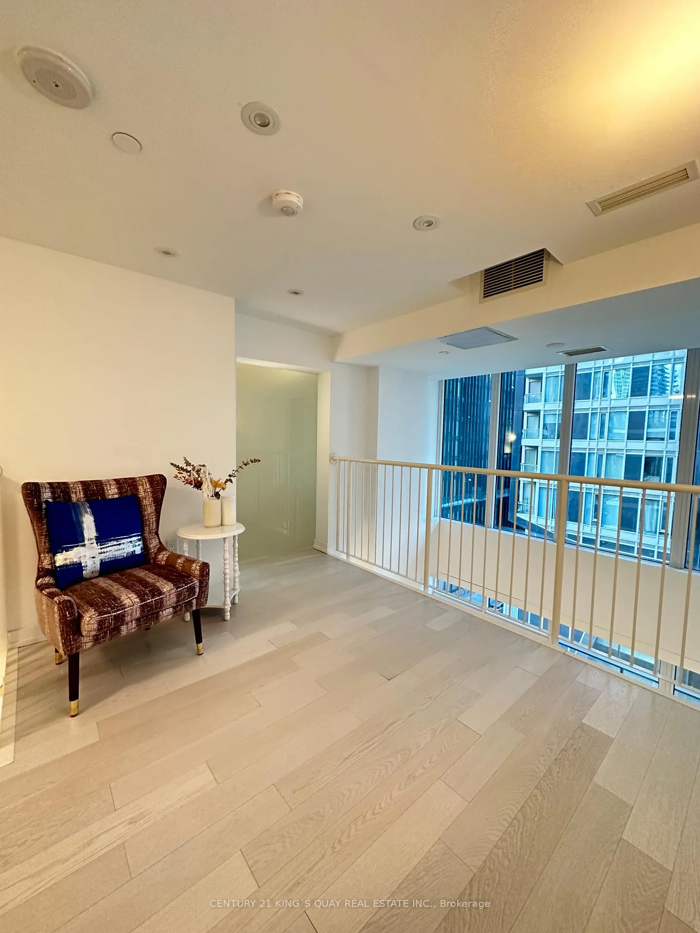 Photo 9 of Unit 719, 77 Shuter Street, Toronto, Church-Yonge Corridor — HOMEH