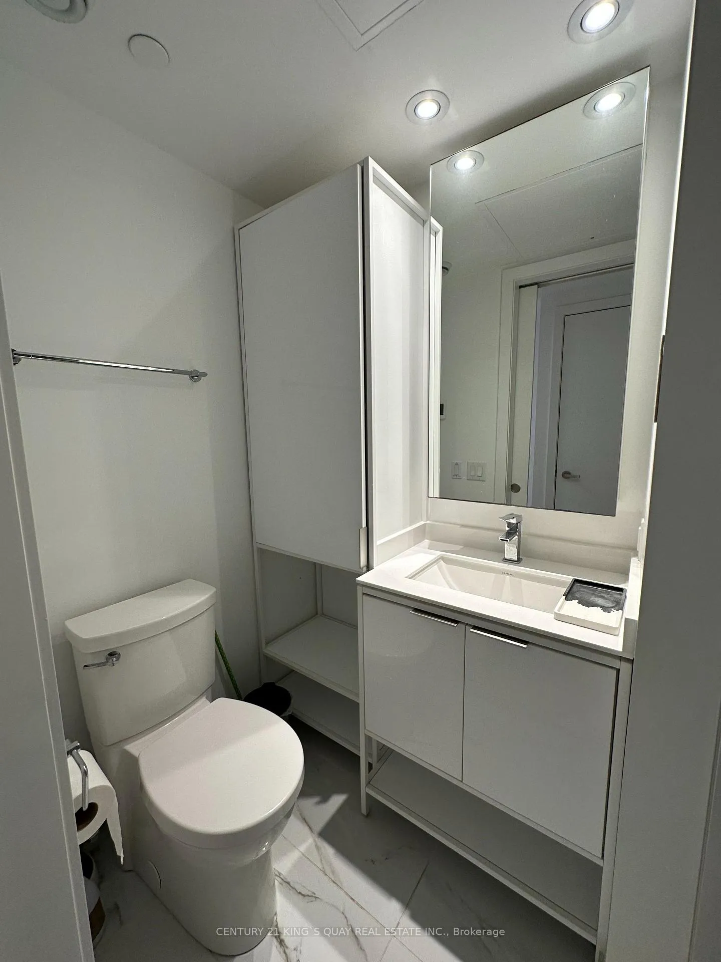 Photo 12 of Unit 719, 77 Shuter Street, Toronto, Church-Yonge Corridor — HOMEH