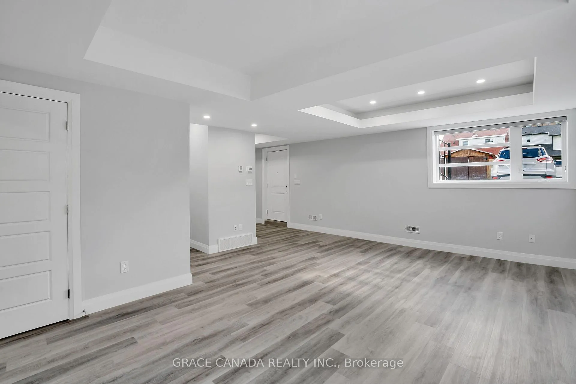 Photo 4 of Unit C, 1657 Windsor Avenue, Windsor — HOMEH
