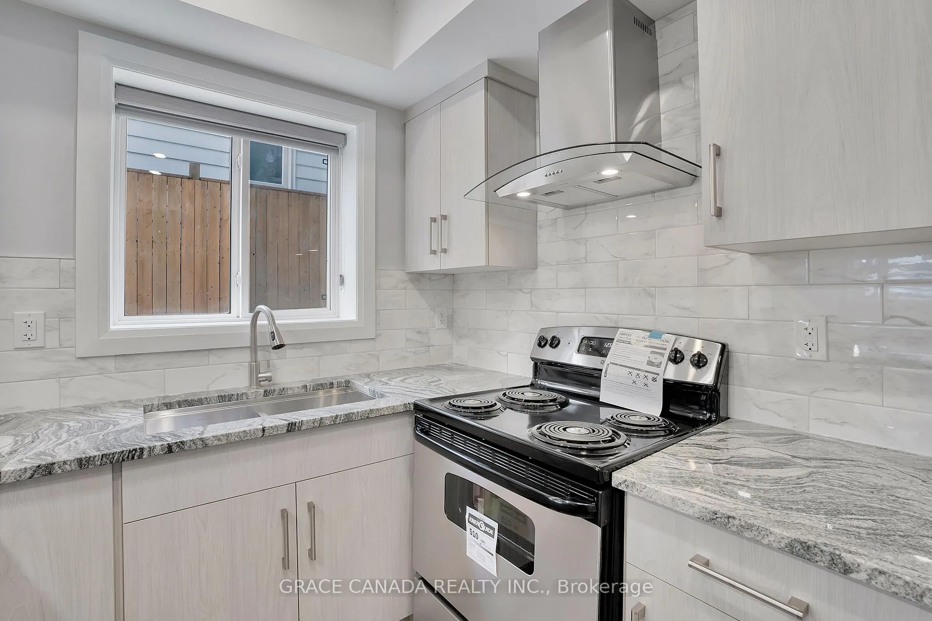Photo 6 of Unit C, 1657 Windsor Avenue, Windsor — HOMEH