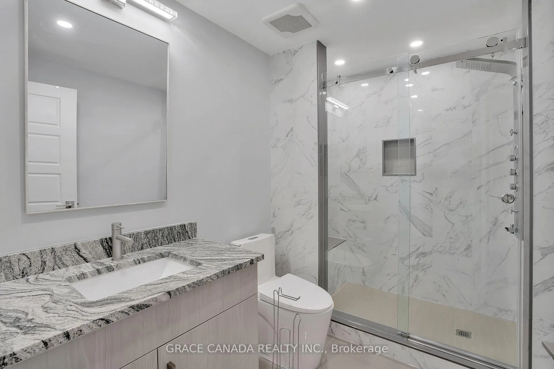 Photo 11 of Unit C, 1657 Windsor Avenue, Windsor — HOMEH