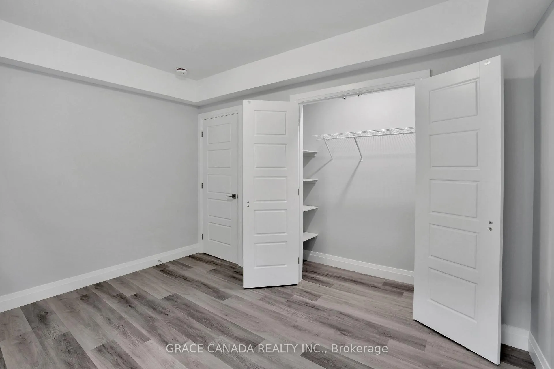 Photo 14 of Unit C, 1657 Windsor Avenue, Windsor — HOMEH