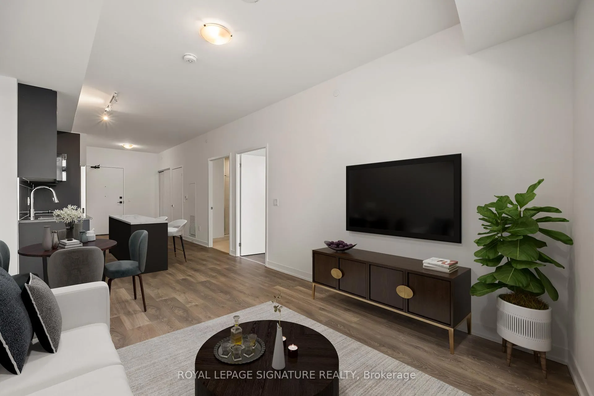 Front of Unit 625, 498 Caldari Road
