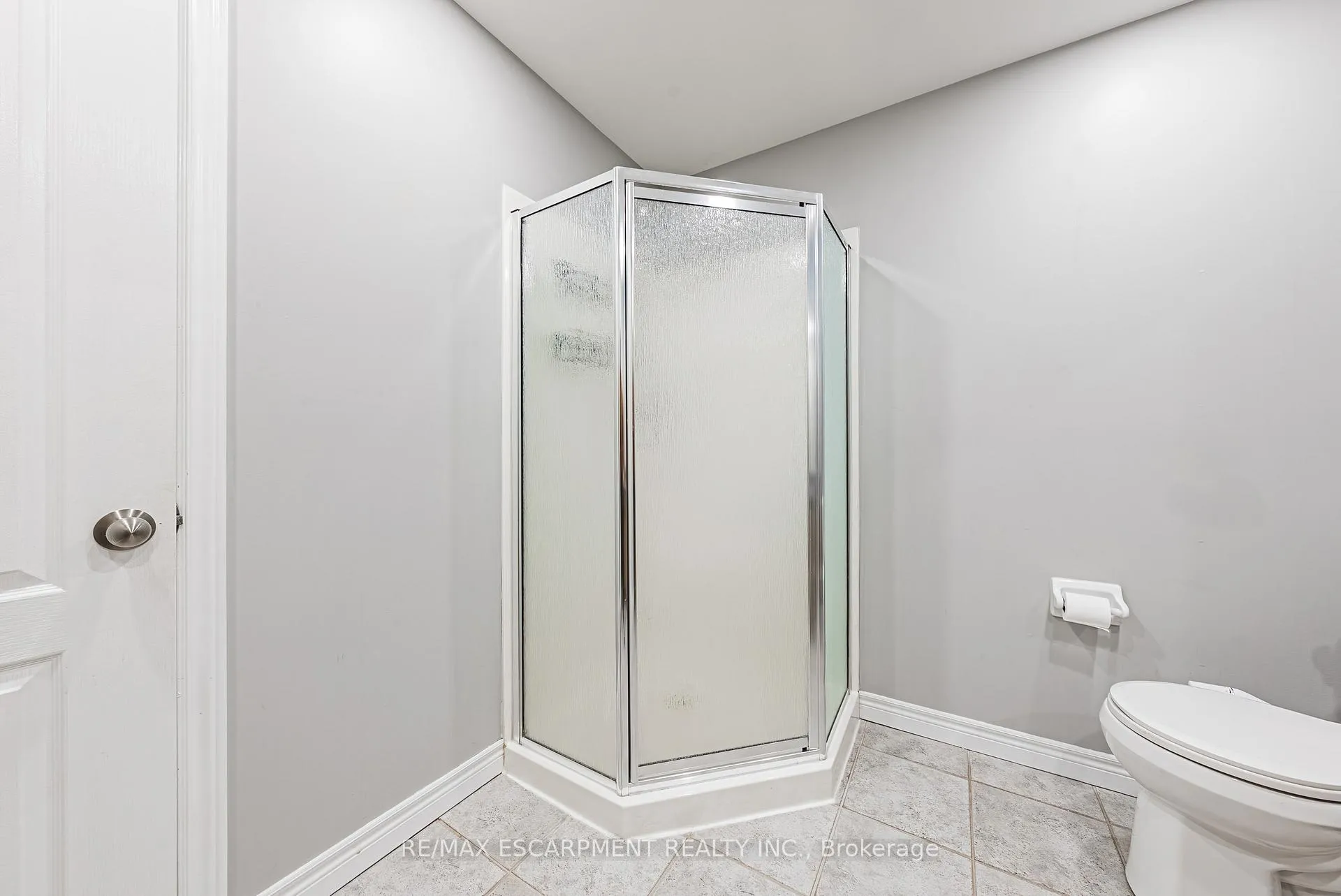 Photo 19 of Unit 14, 2 Harbour Drive, Hamilton, Lakeshore — HOMEH