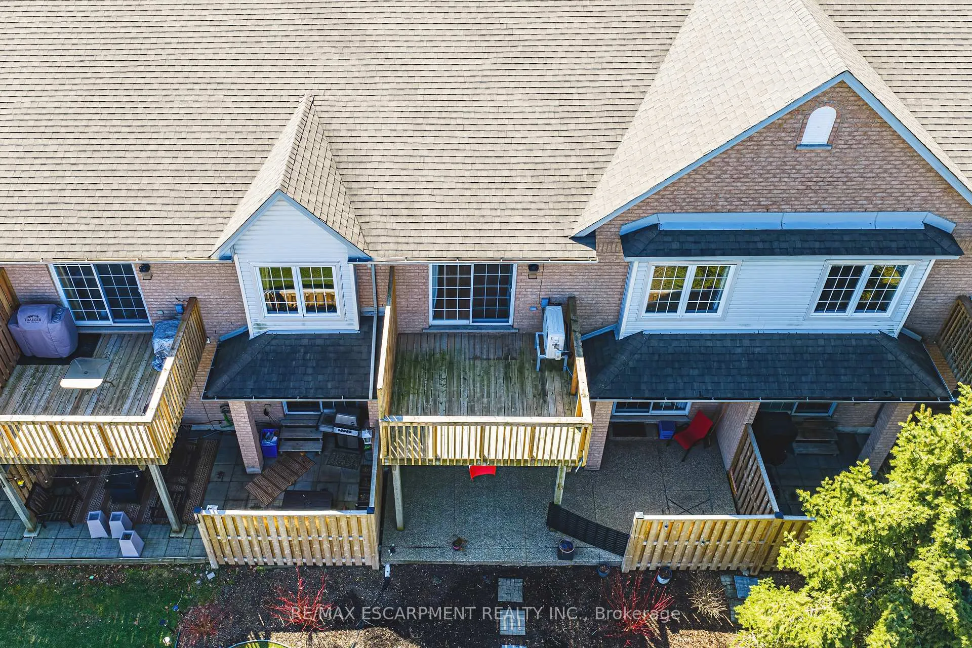 Photo 24 of Unit 14, 2 Harbour Drive, Hamilton, Lakeshore — HOMEH