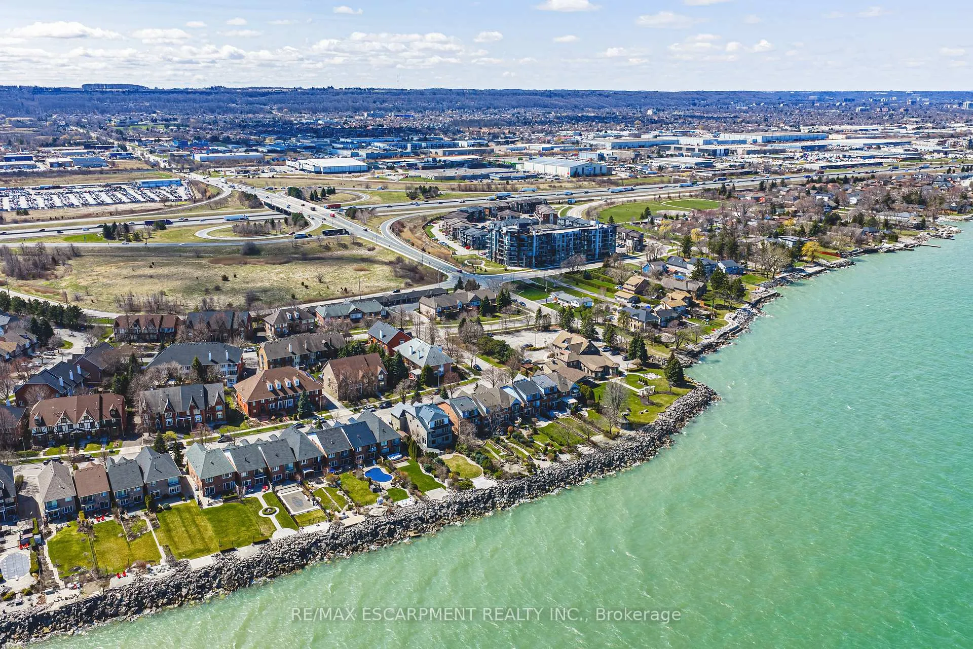 Photo 28 of Unit 14, 2 Harbour Drive, Hamilton, Lakeshore — HOMEH